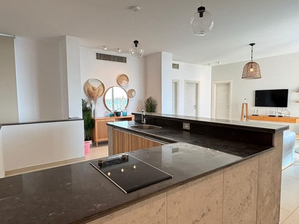 Villa, 5 Bedrooms, Sea View | Private kitchen