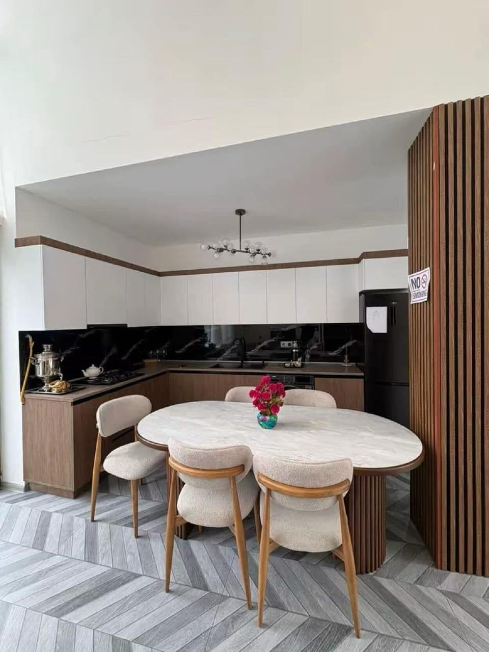 Exclusive Bungalow, 3 Bedrooms, Mountain View | Private kitchen | Fridge, microwave, toaster, coffee grinder