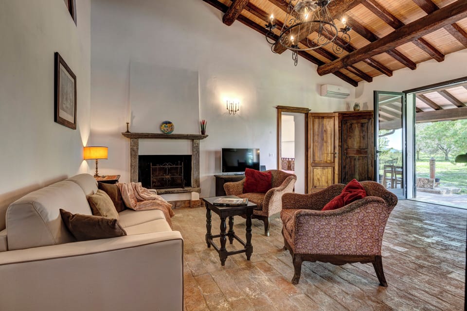 House, Courtyard View | Living area