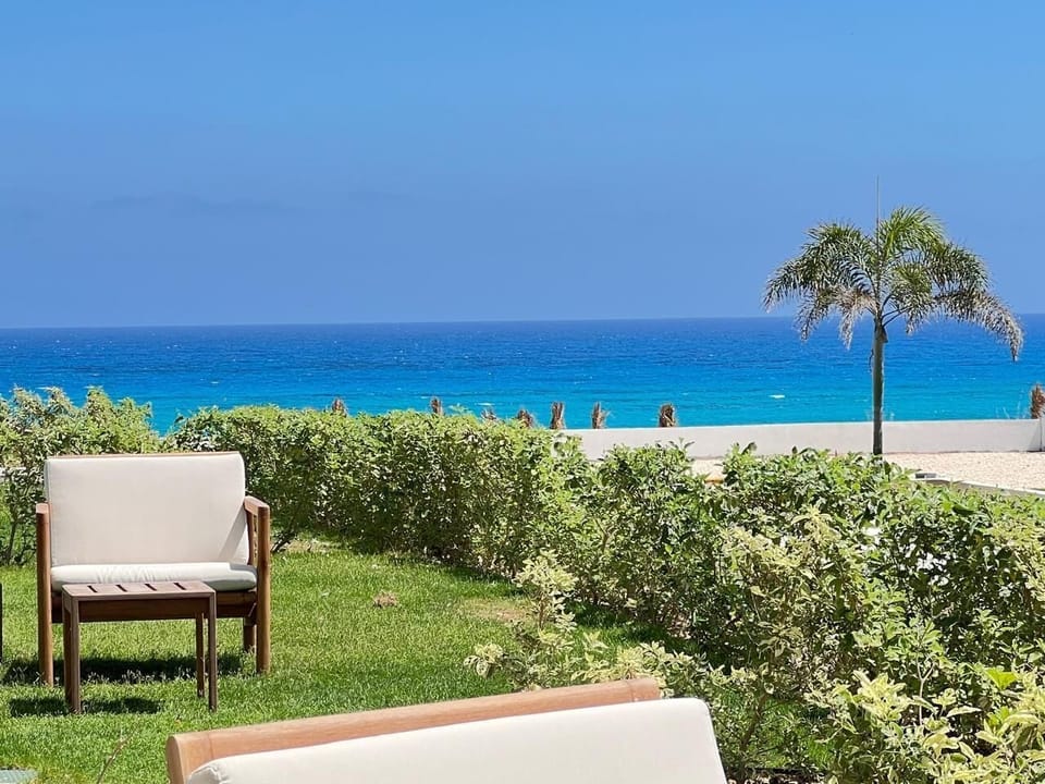 Chalet, 2 Bedrooms, Sea View | Property grounds
