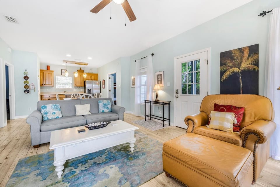Cabin, Multiple Beds (The Rookery 3602) | Living area