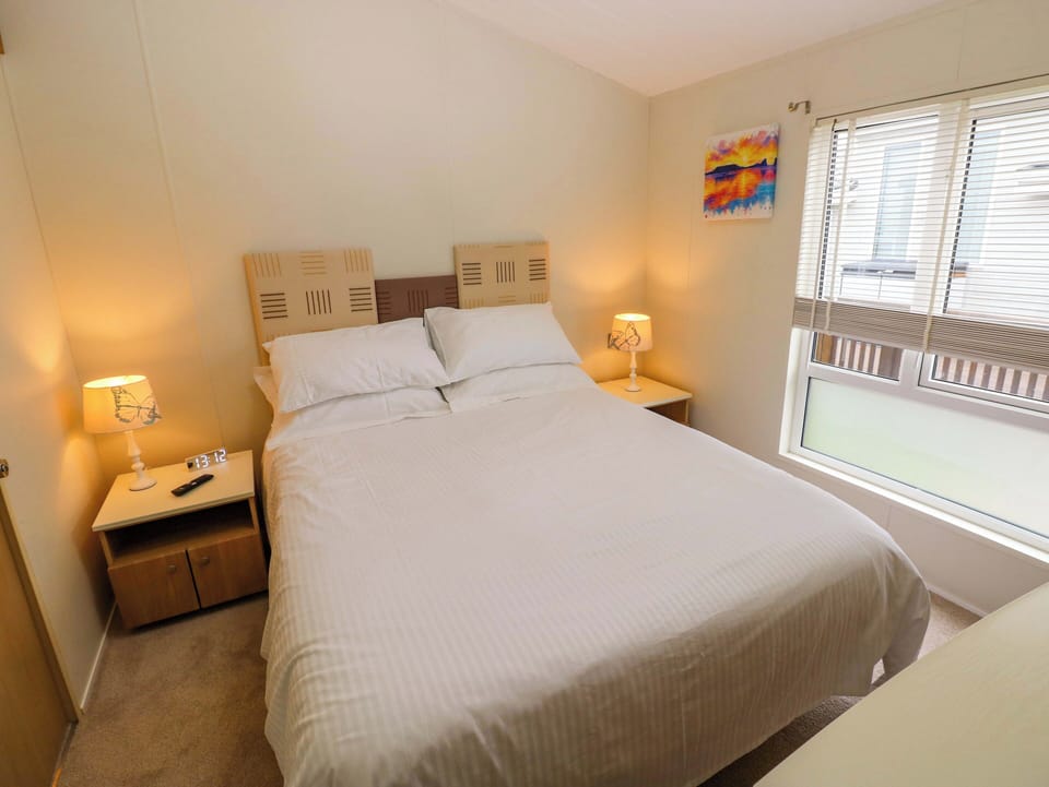 2 bedrooms, WiFi (free), individually decorated, individually furnished