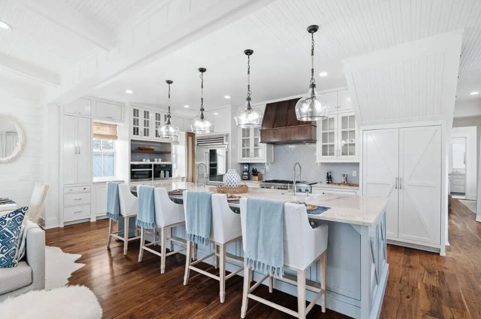 House, Multiple Beds (Sea La Vie Seaside) | Dining