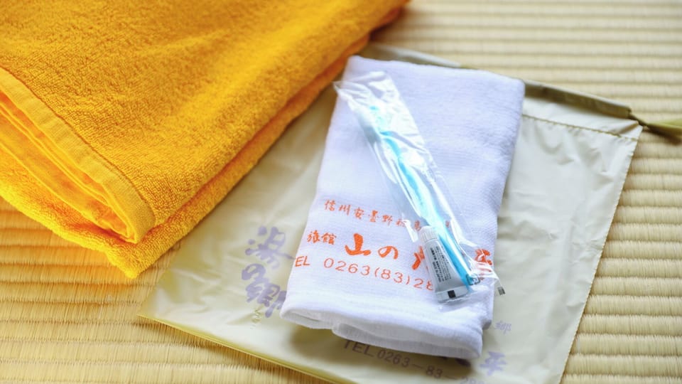 Bathroom amenities