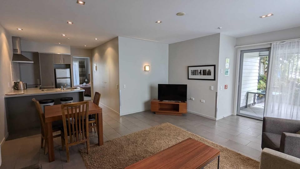 Deluxe Apartment, Patio, Ocean View | Living area