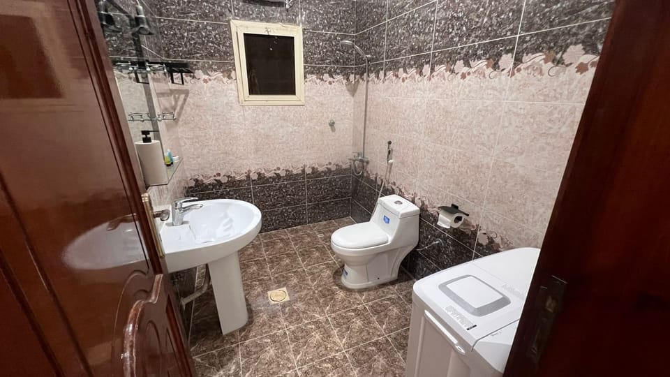Apartment | Bathroom