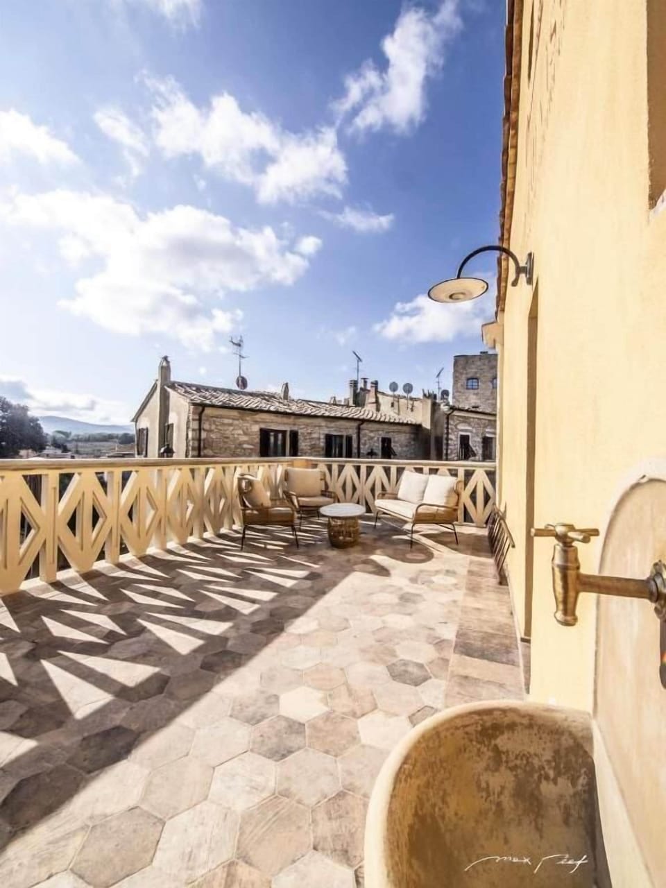 Family Room, Hill View | Terrace/patio