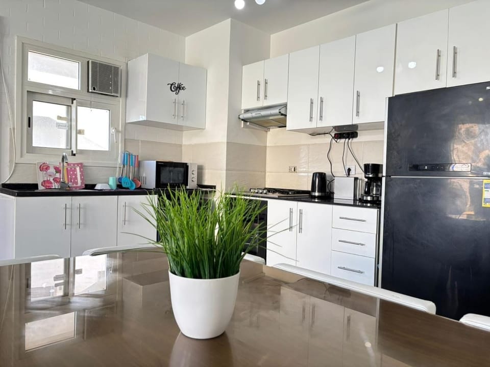 Chalet, 3 Bedrooms, Lagoon View | Private kitchen