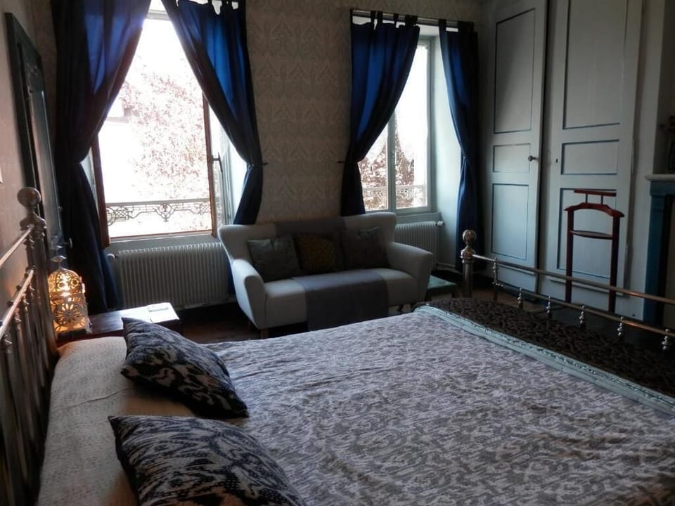 Deluxe Studio | Free WiFi