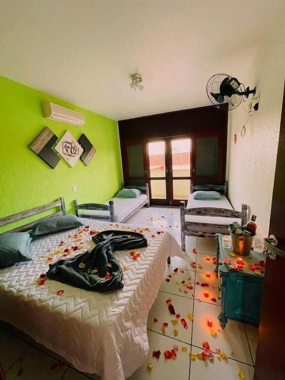 Family Room, Balcony, Garden View | Free WiFi