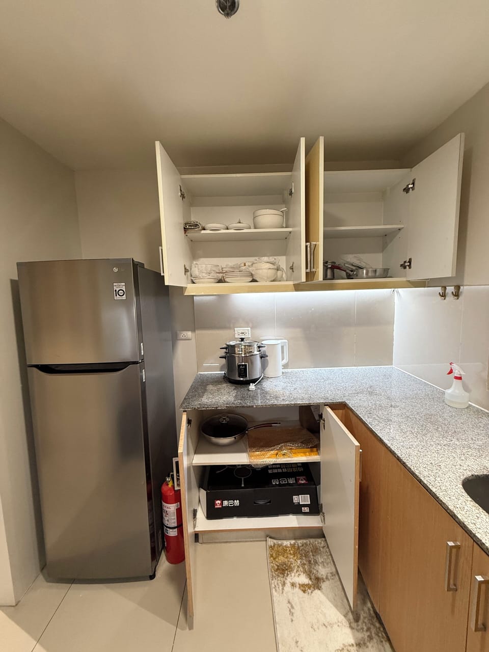 Luxury Apartment, 2 Bedrooms, Balcony, City View | Private kitchen