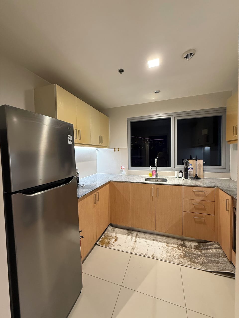 Luxury Apartment, 2 Bedrooms, Balcony, City View | Private kitchen