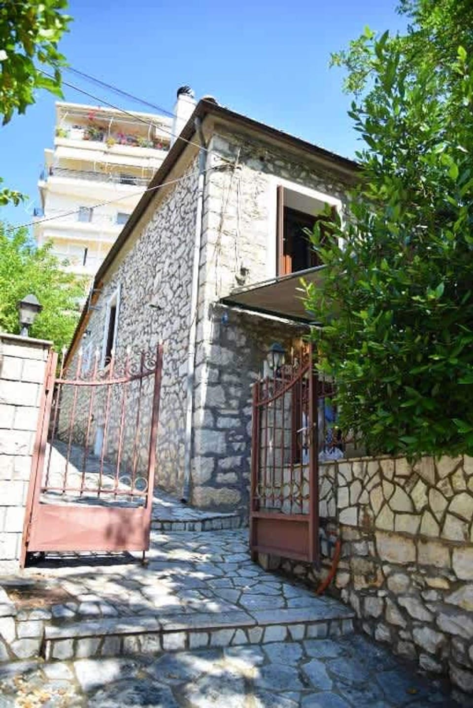 House | 2 bedrooms, high-speed internet
