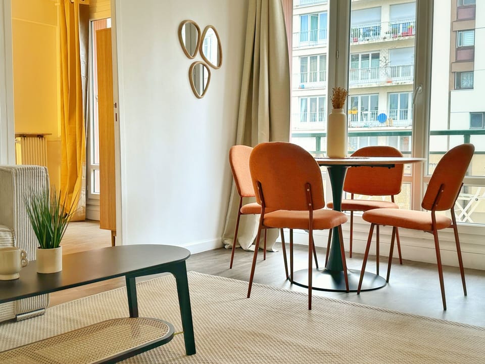 Comfort Apartment, Balcony, City View | Dining