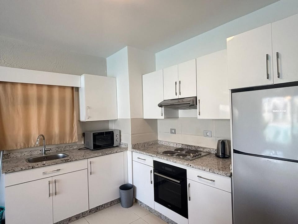 Chalet, 3 Bedrooms, Lagoon View | Private kitchen