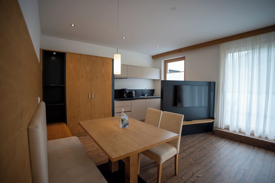 Apartment, 1 Double Bed with Sofa bed, Mountain View | Private kitchen | Fridge, microwave, stovetop, dishwasher