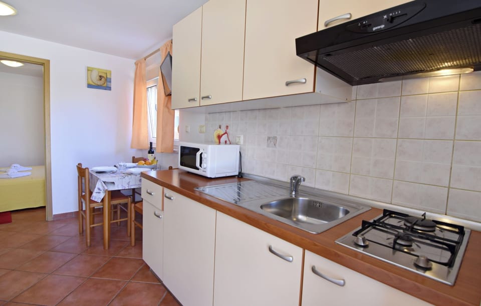 Apartment, 1 Bedroom, Patio | Interior