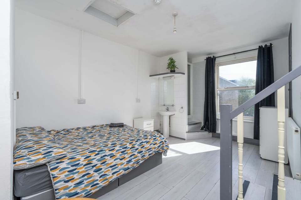 Double Room | Free WiFi