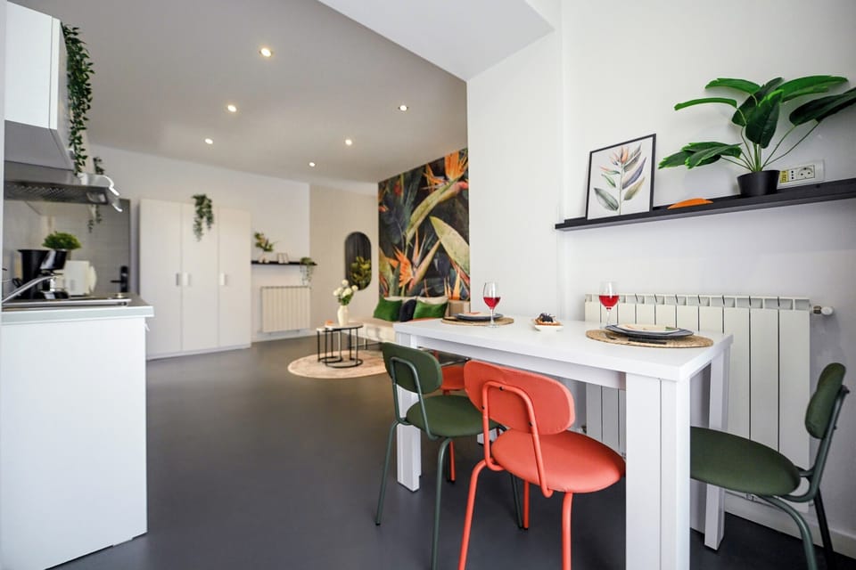 Standard Studio | Blackout drapes, iron/ironing board, free WiFi, bed sheets