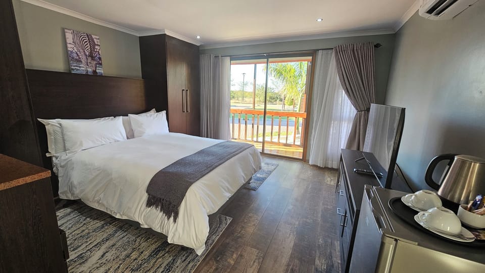 Basic Double Room, Balcony | Bathroom amenities | Separate tub and shower, towels, soap, shampoo