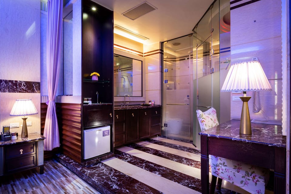 Athena | Bathroom | Free toiletries, hair dryer, slippers, towels
