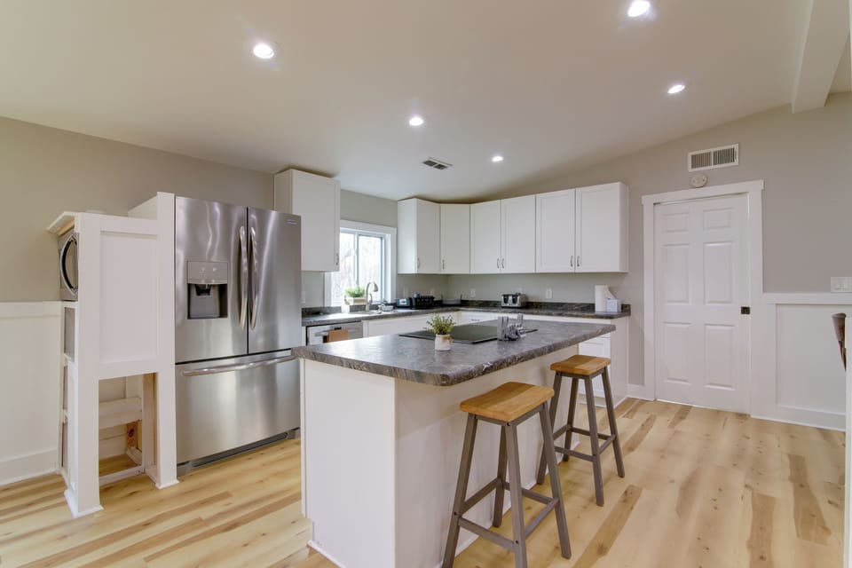 House (Multiple Bedrooms) | Interior