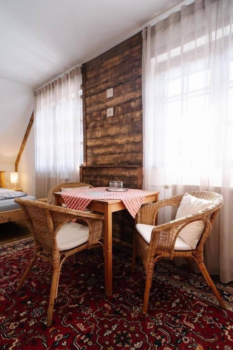 Family Room | Dining