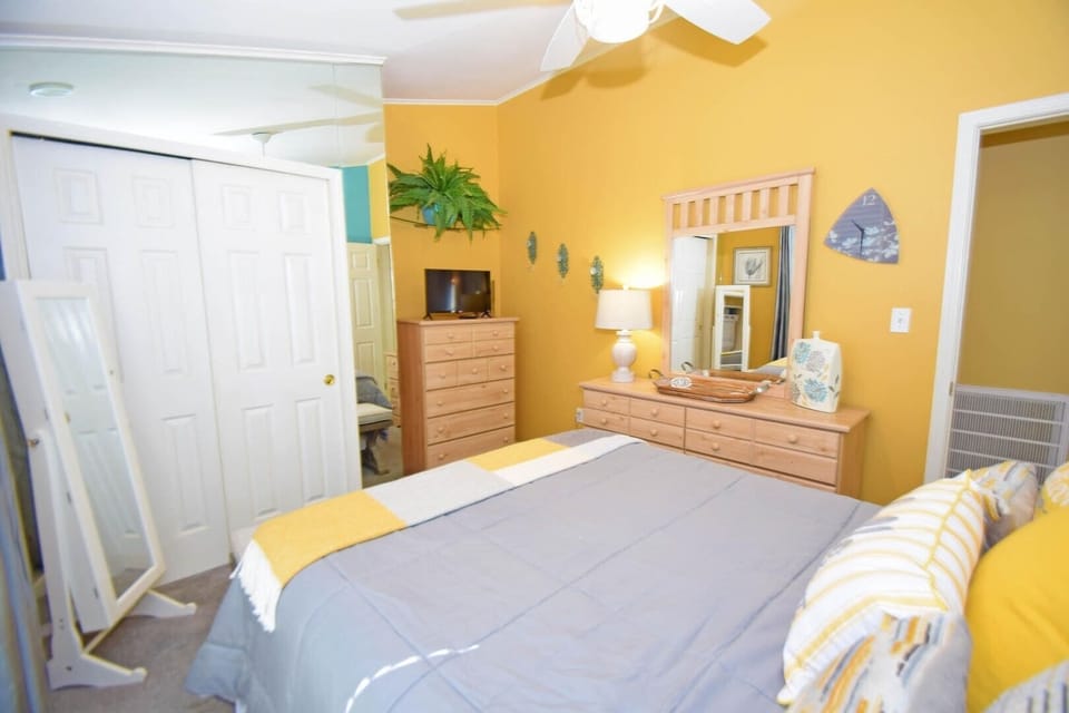 House, 2 Bedrooms | 2 bedrooms, iron/ironing board, free WiFi