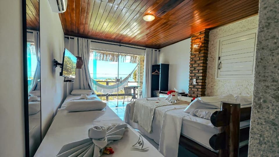 Premium Suite, Ocean View | 1 bedroom, premium bedding, minibar, desk