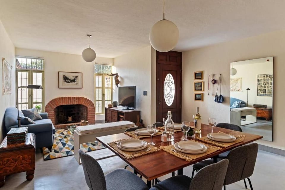 Deluxe House, Patio, City View | Interior