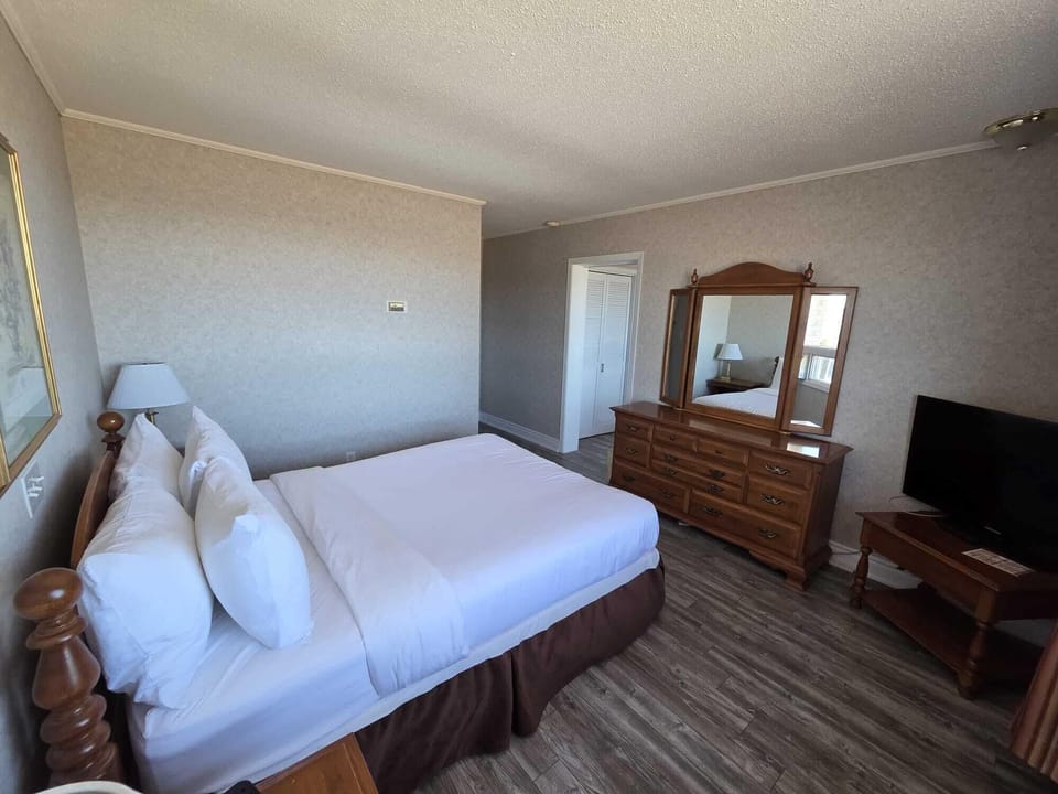 Standard Single Room | Desk, WiFi (free)