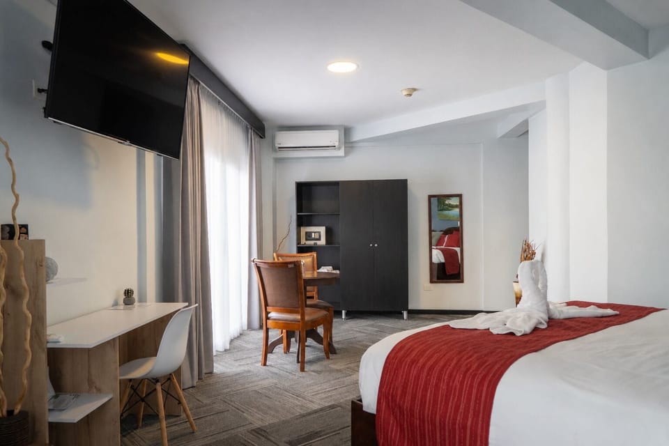 Premium Room, 1 King Bed, Bathtub | In-room safe, free WiFi, bed sheets