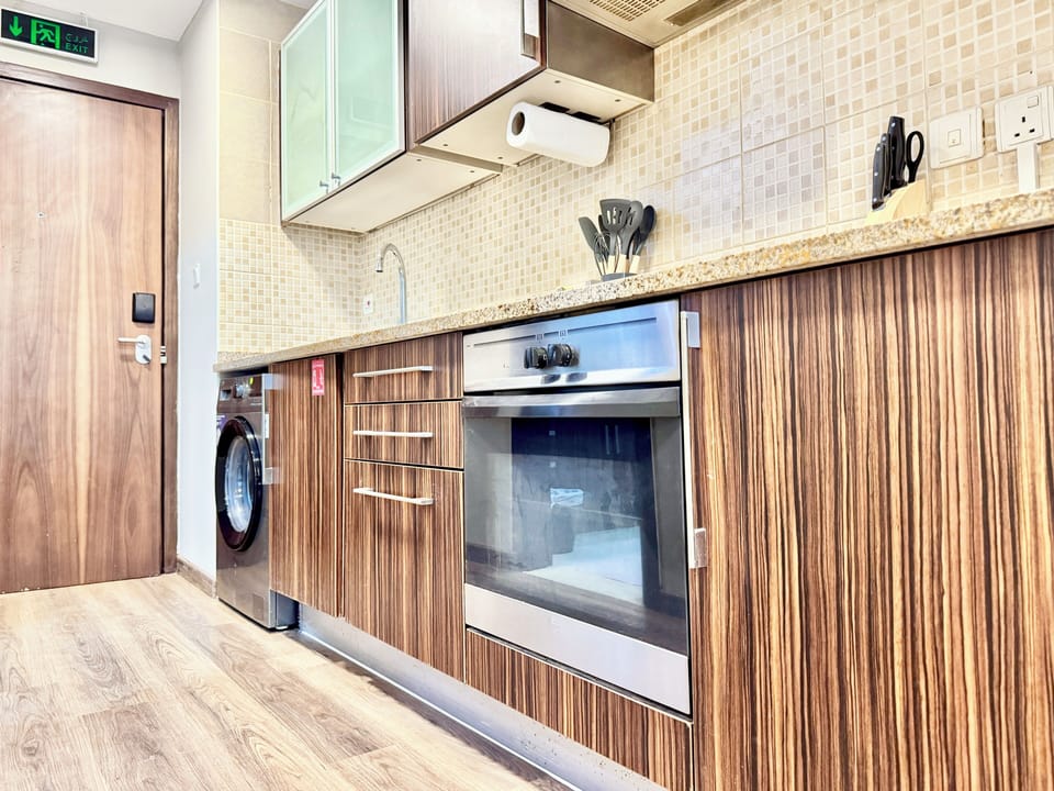 Design Studio, City View | Private kitchen | Electric kettle