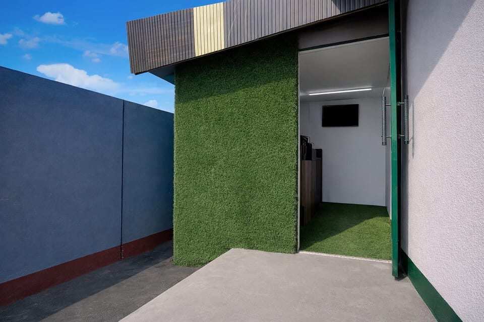 House | Reception