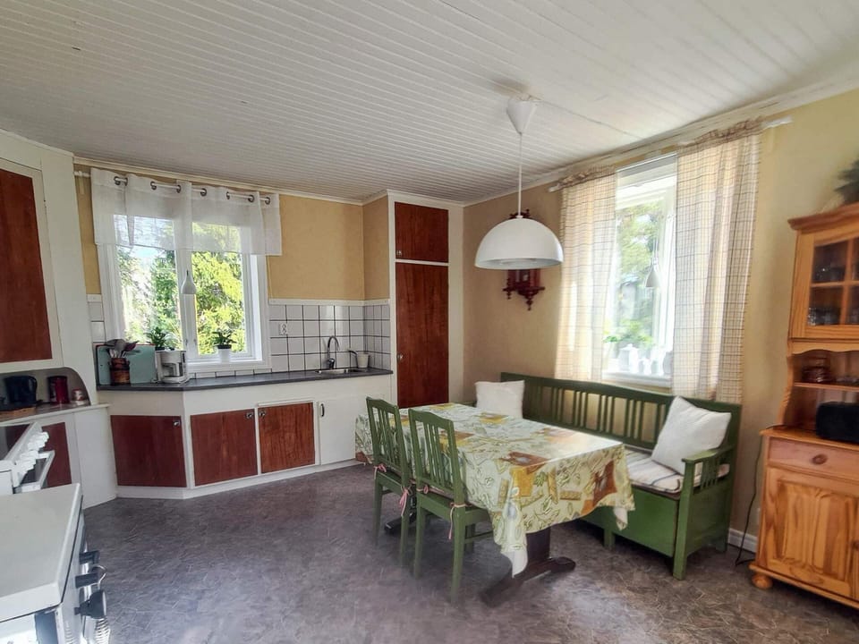 House | Dining