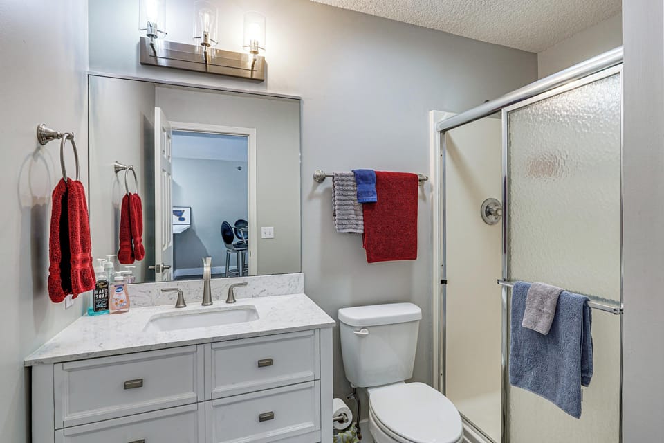 Lake Access! Family Gem in Osage Beach Apartment in Osage Beach