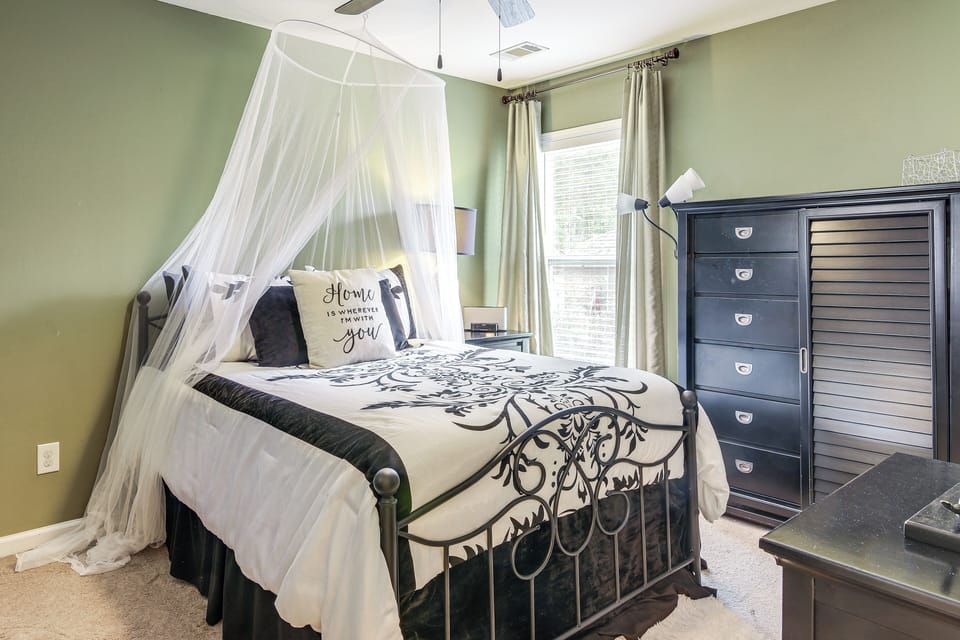 House (4 Bedrooms) | Interior