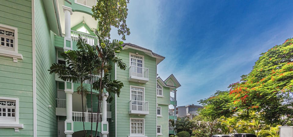 Apartment, 2 Bedrooms, Balcony, Lake View | Exterior