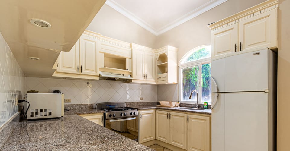 House, 2 Bedrooms, Accessible, Patio | Interior