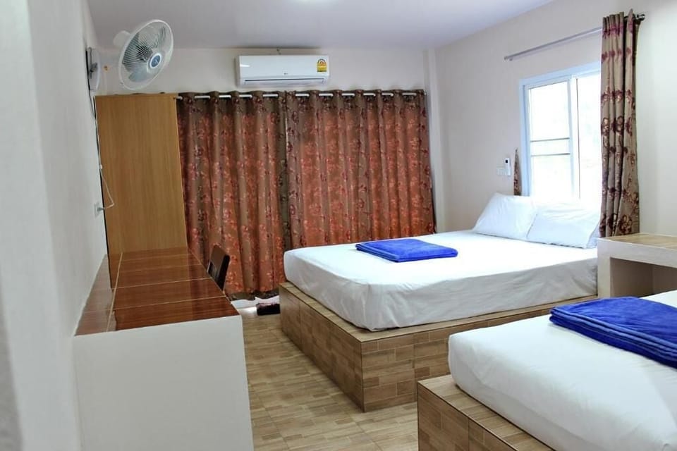 Standard Triple Room | Rollaway beds, free WiFi, bed sheets