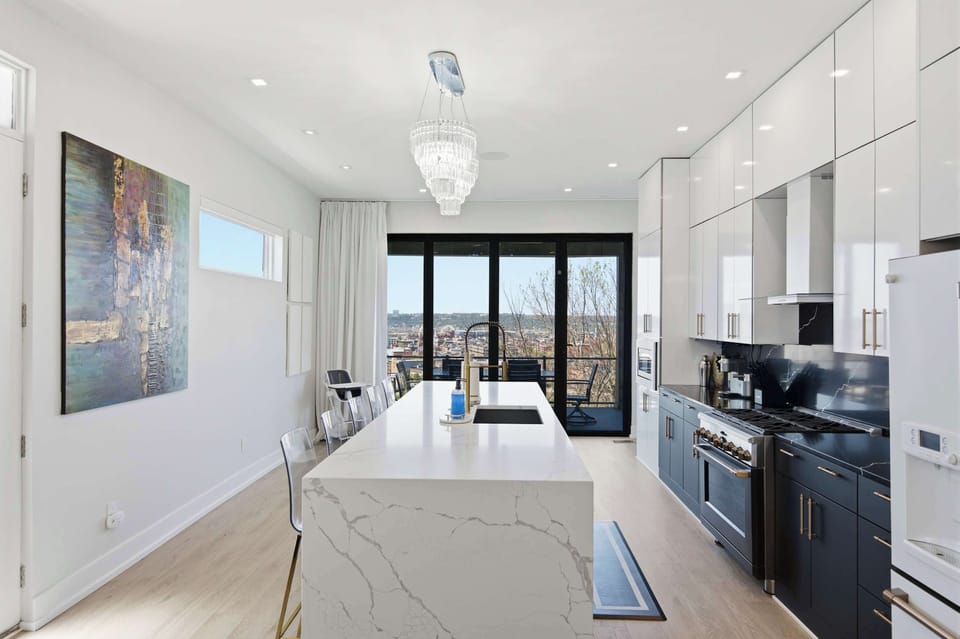 House, Multiple Beds, Balcony, City View (Luxury Mt. Adams Retreat) | Private kitchen
