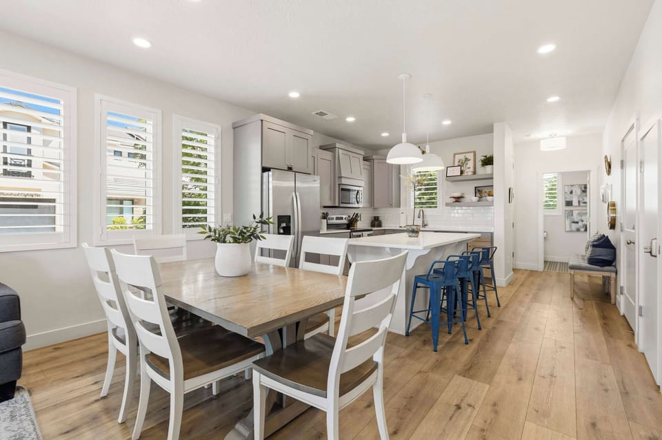 Townhome, Multiple Beds, Patio, Garden View (The Retreat) | Dining
