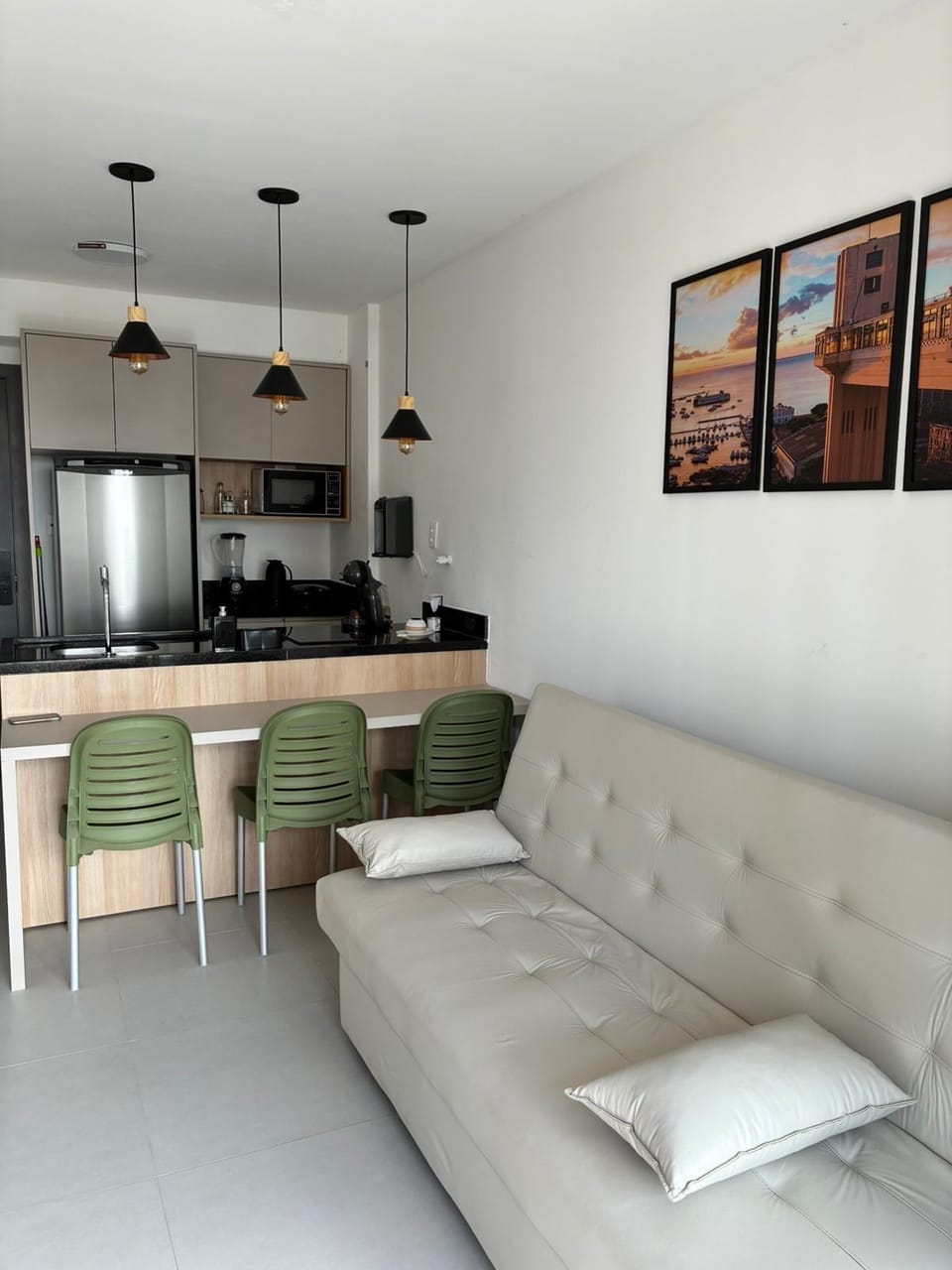 Comfort Apartment, Beach View | Living area