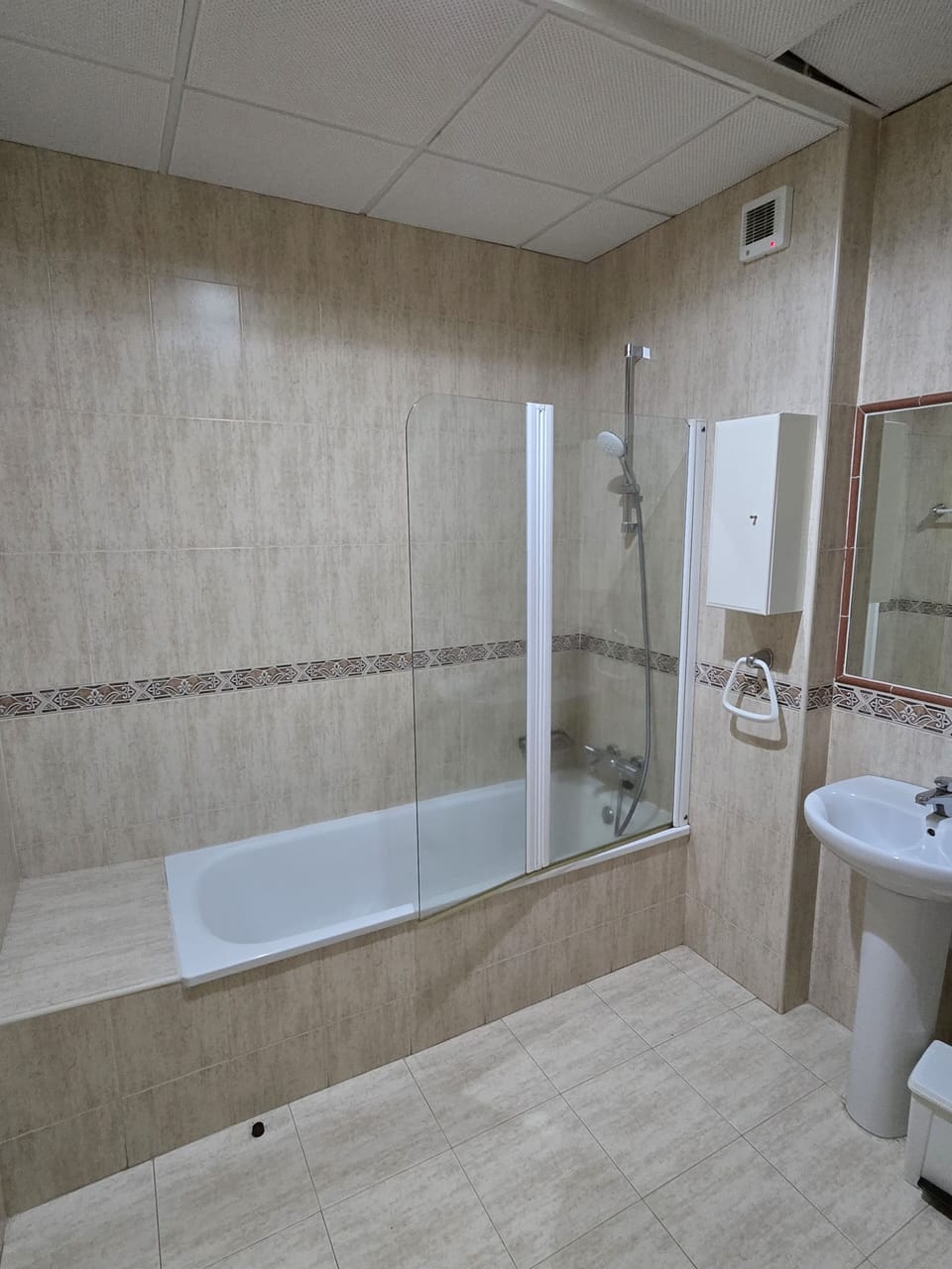 Double or Twin Room, Balcony | Bathroom | Hair dryer, towels, soap, shampoo