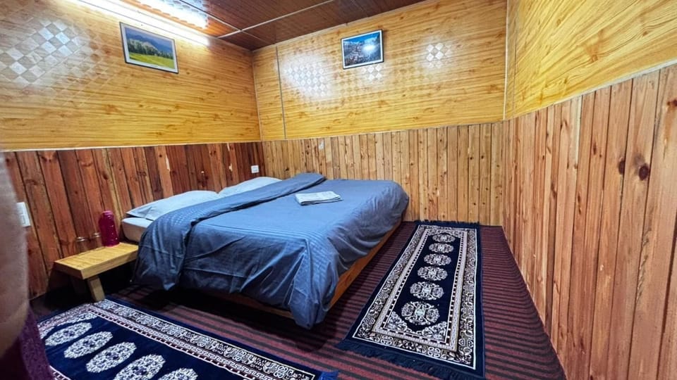 Standard Room | Rollaway beds, free WiFi, bed sheets
