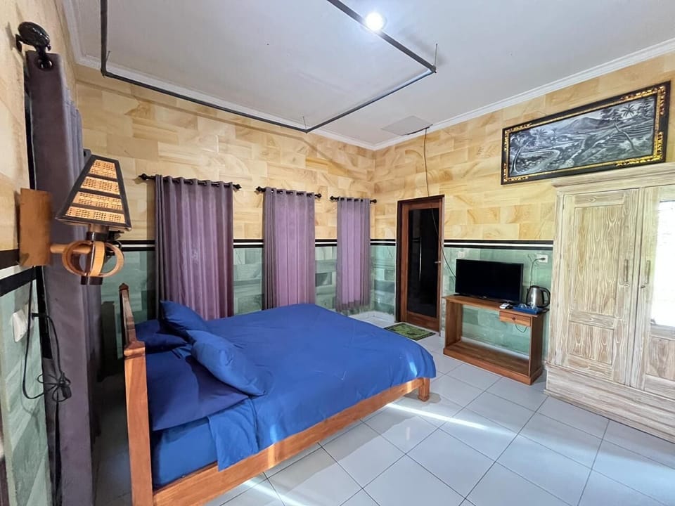 Standard Double Room, Park View | Desk, laptop workspace, free WiFi