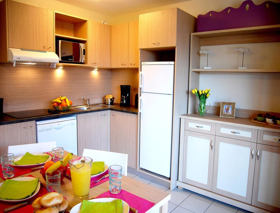 Apartment | Private kitchen | Highchair