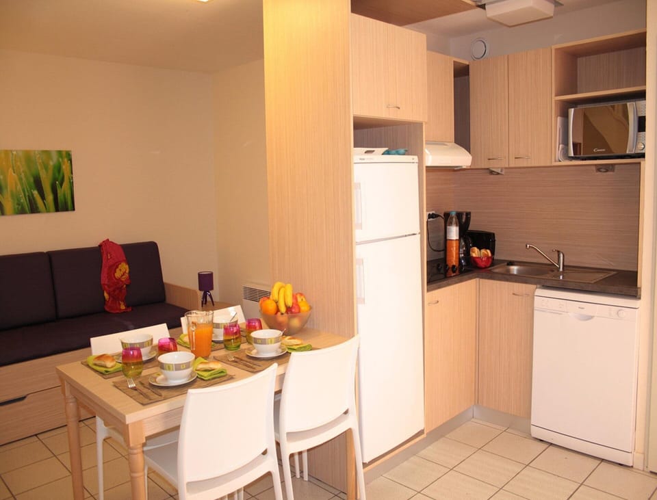 Apartment | Dining