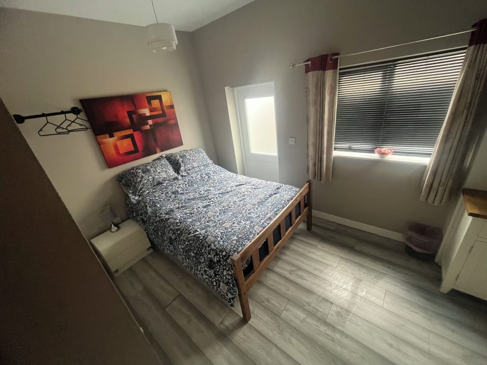 Spacious Luxury House Sleeps 8 Adults House in Wales
