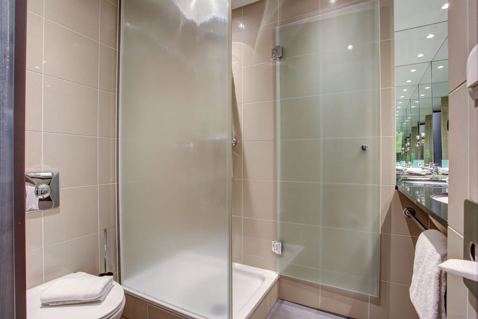 Comfort Single Room | Bathroom | Shower, hair dryer, towels, soap